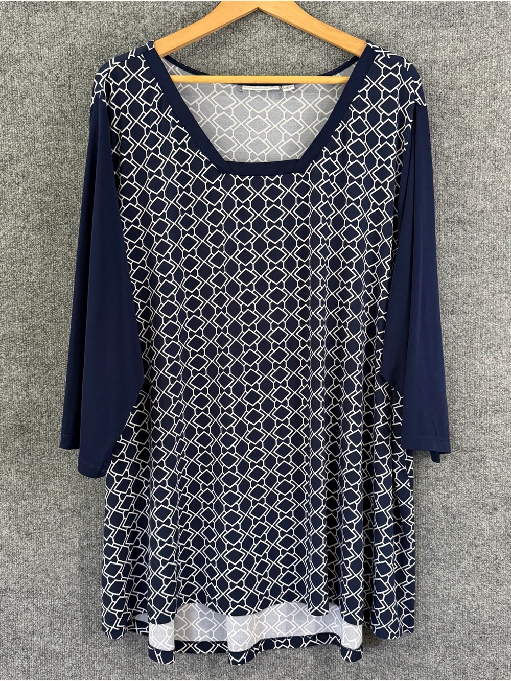 Susan Graver Womens 3X Liquid Knit Geometric Print Tunic Top Navy 3/4 Sleeve